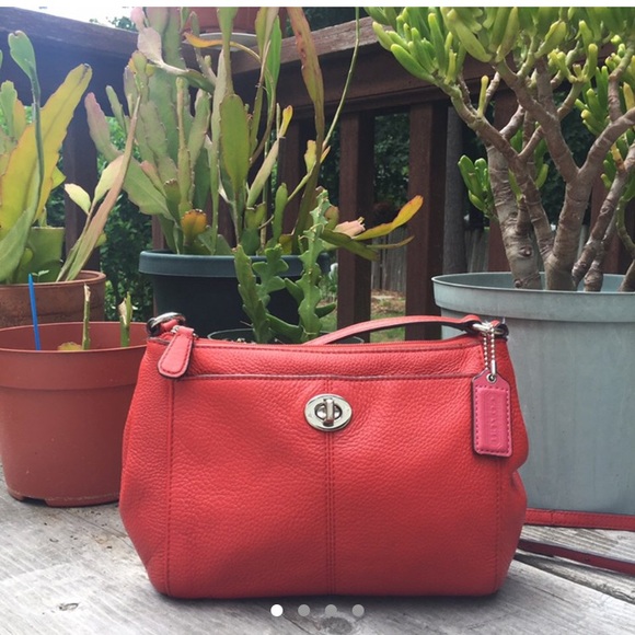 COACH CROSSBODY BAG